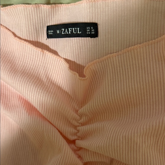 Zaful Pink Off-Shoulder Crop Top - Picture 2 of 4